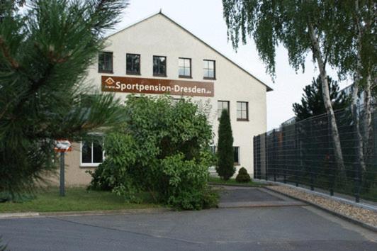 Sportpension Dresde Extérieur photo